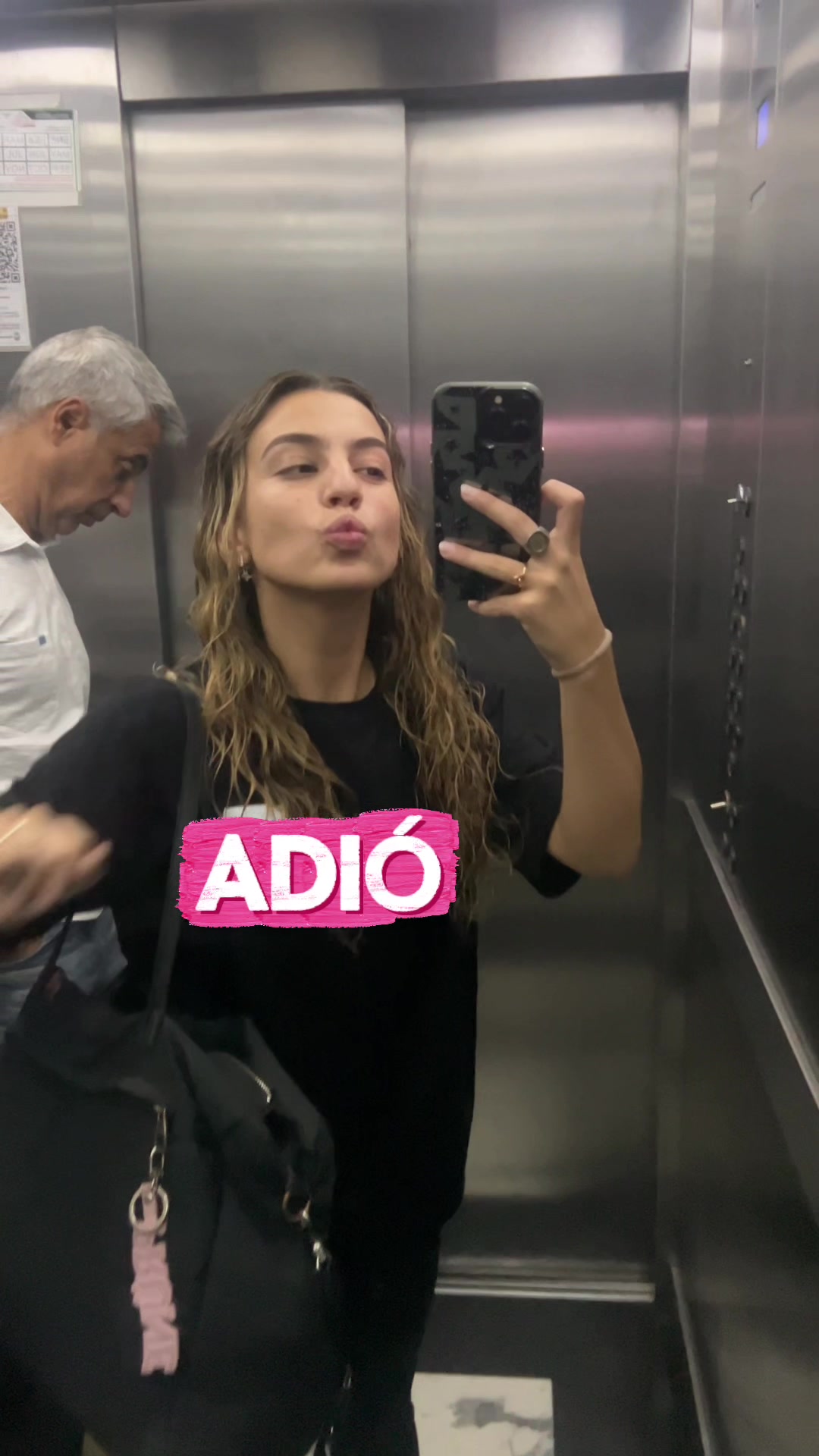 @Renata🦋