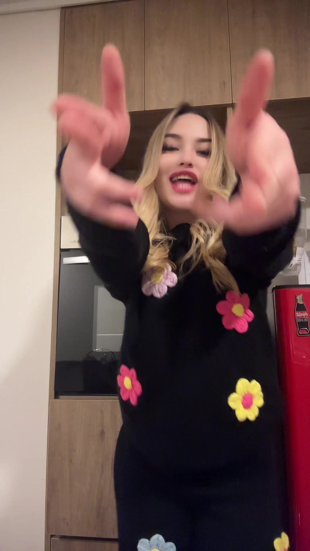 @Amara Ignacia โจ