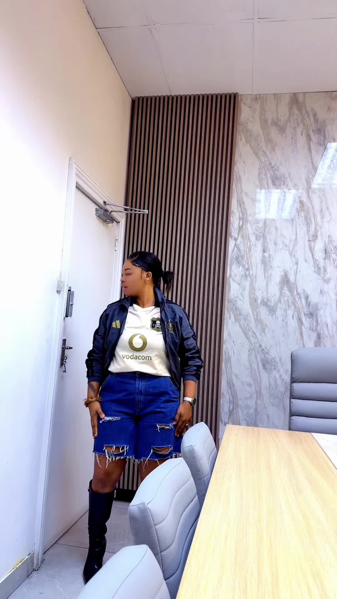 @Uvonny Mhlongo