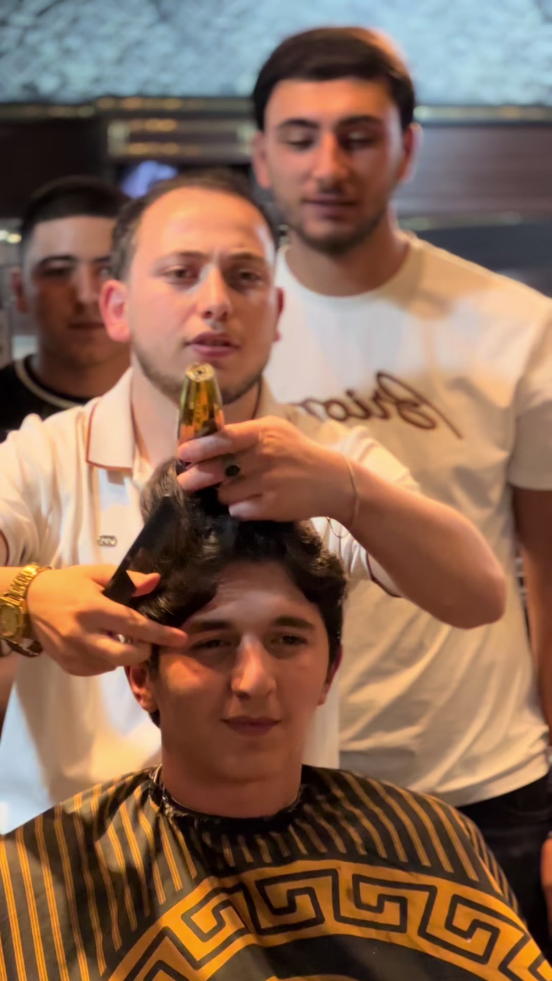 @Barber🎩