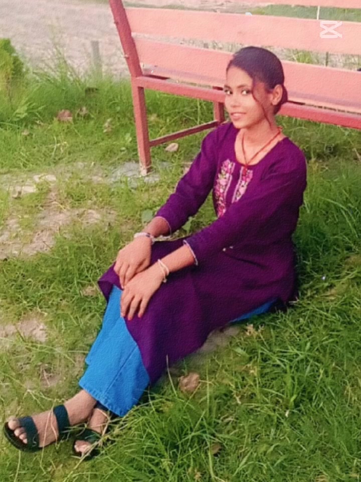 @Sharma 💝 Queen 👑