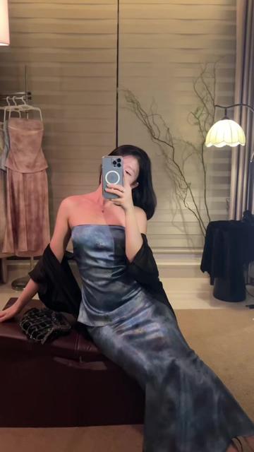@Dressesinsilk