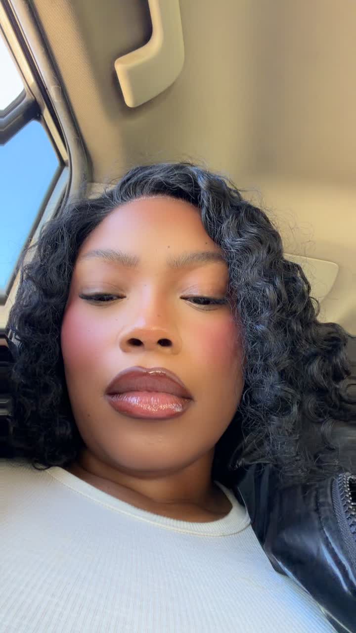 @Brittany🦋🐝