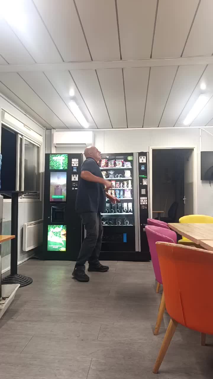 @nico.aeroportlyon