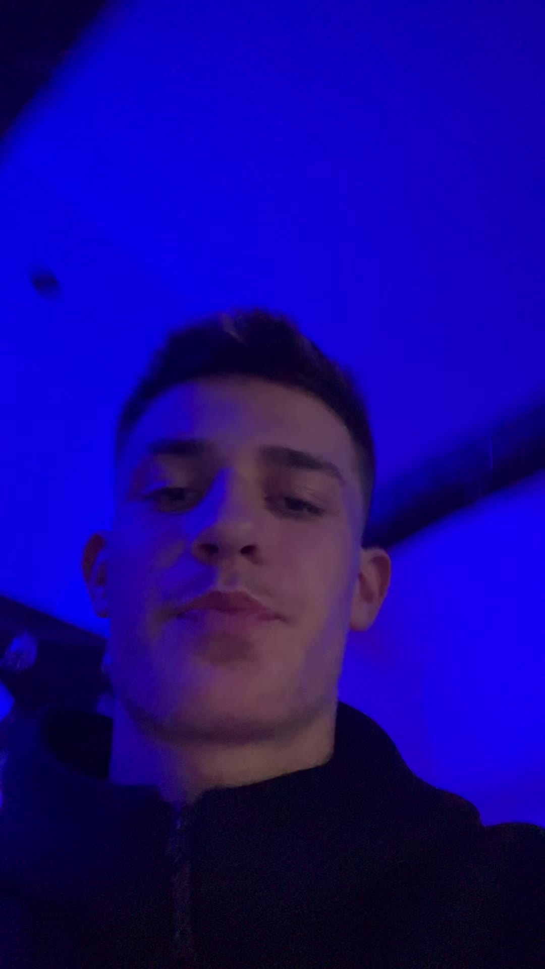 @𝐙