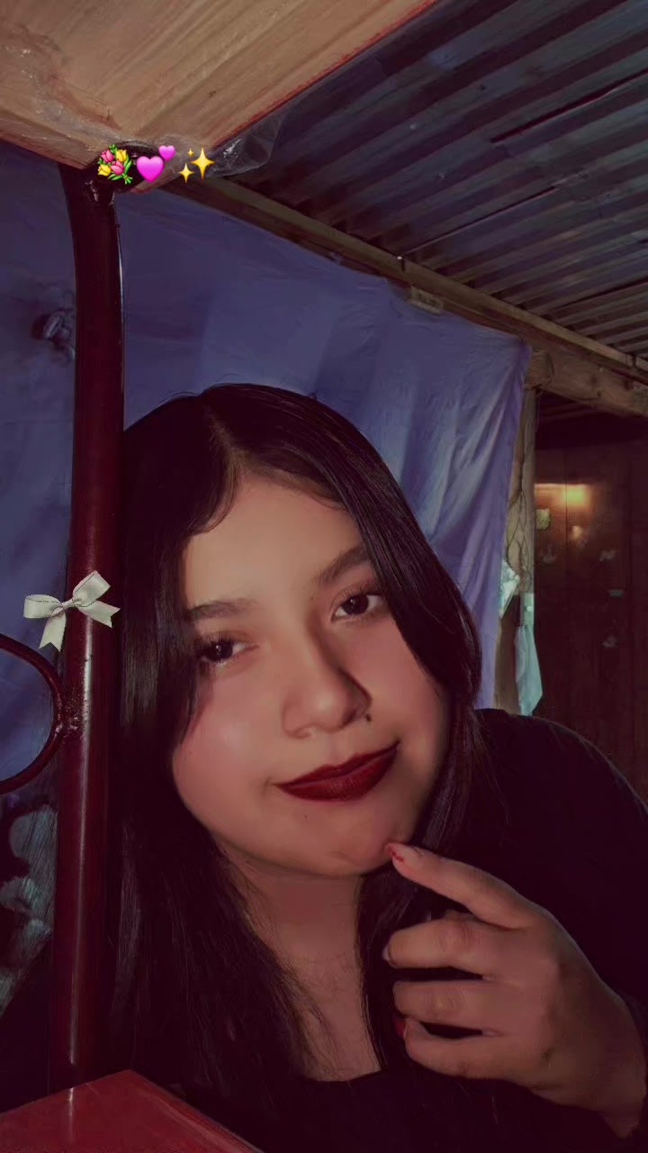 @𝒦𝑒𝓎𝓁𝒾 𝐻𝑒𝓇𝓃𝒶𝓃𝒹𝑒𝓏