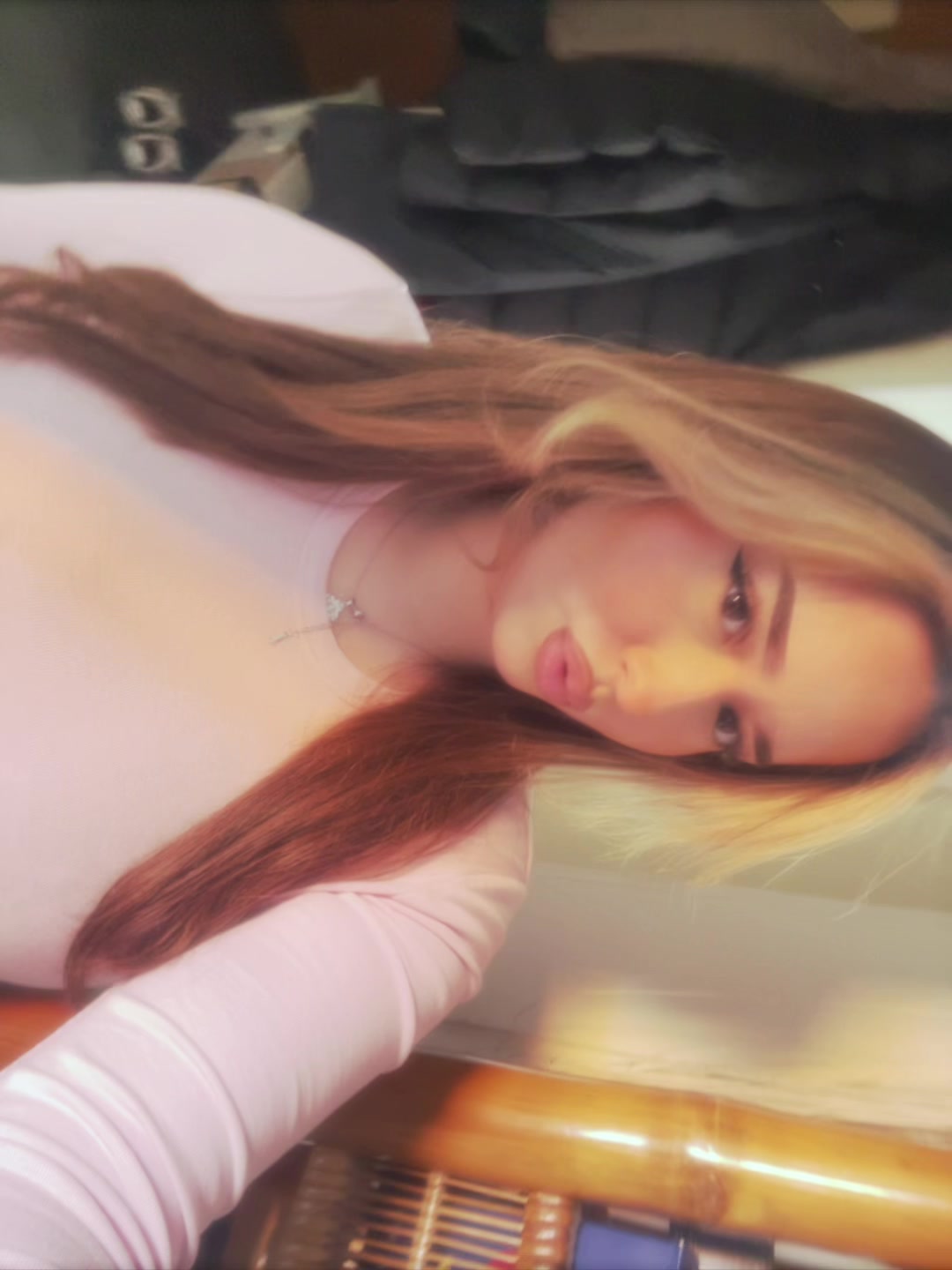 @⠀⠀⠀⠀⠀⠀⠀luana
