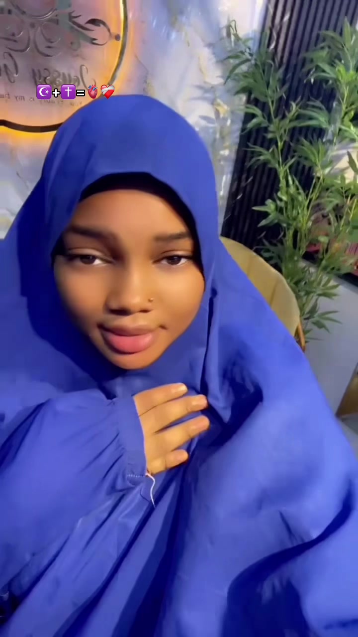@👸Fauzz🧕⭐️🫧