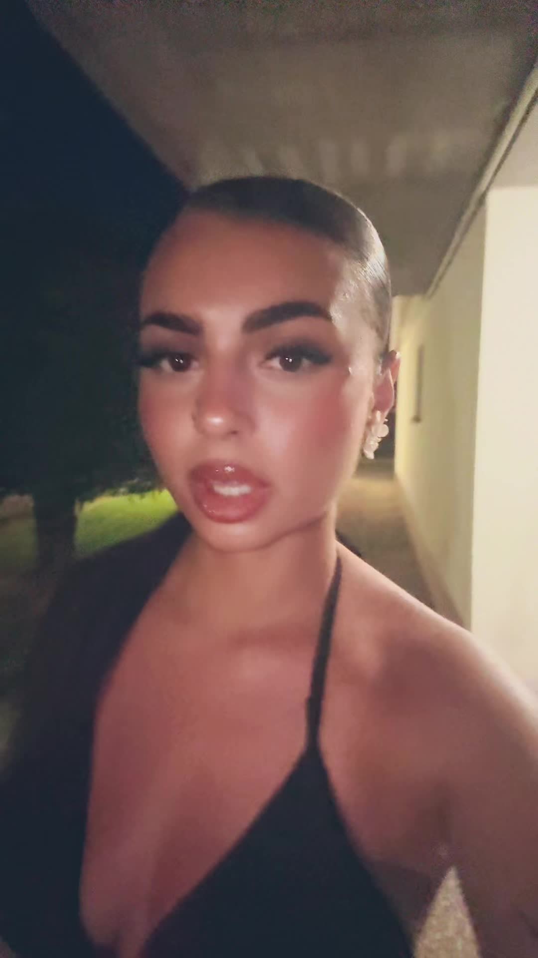 @Asia Aracri