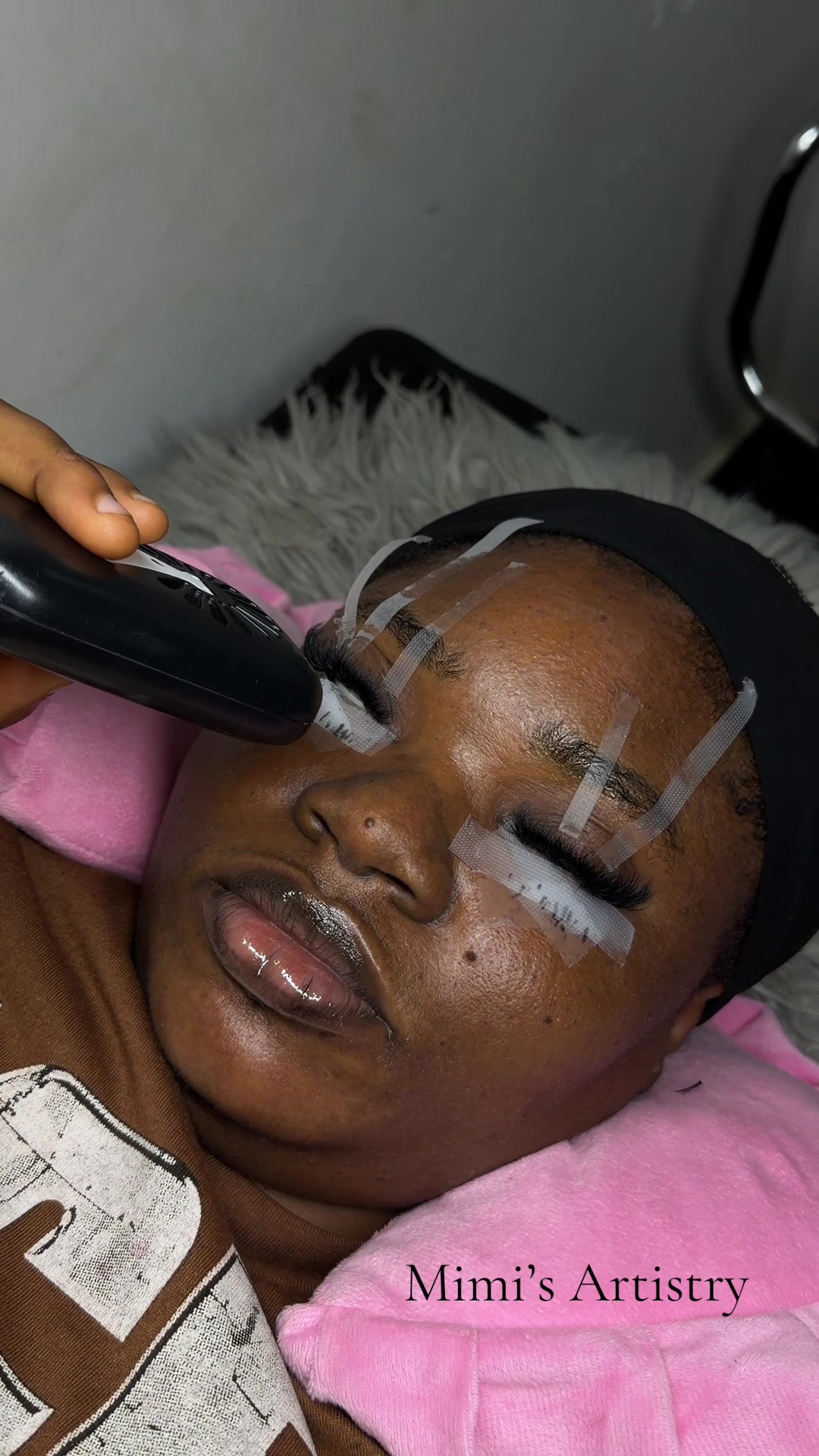 @LASH/NAIL TECH IN ISHERI,IDIMU