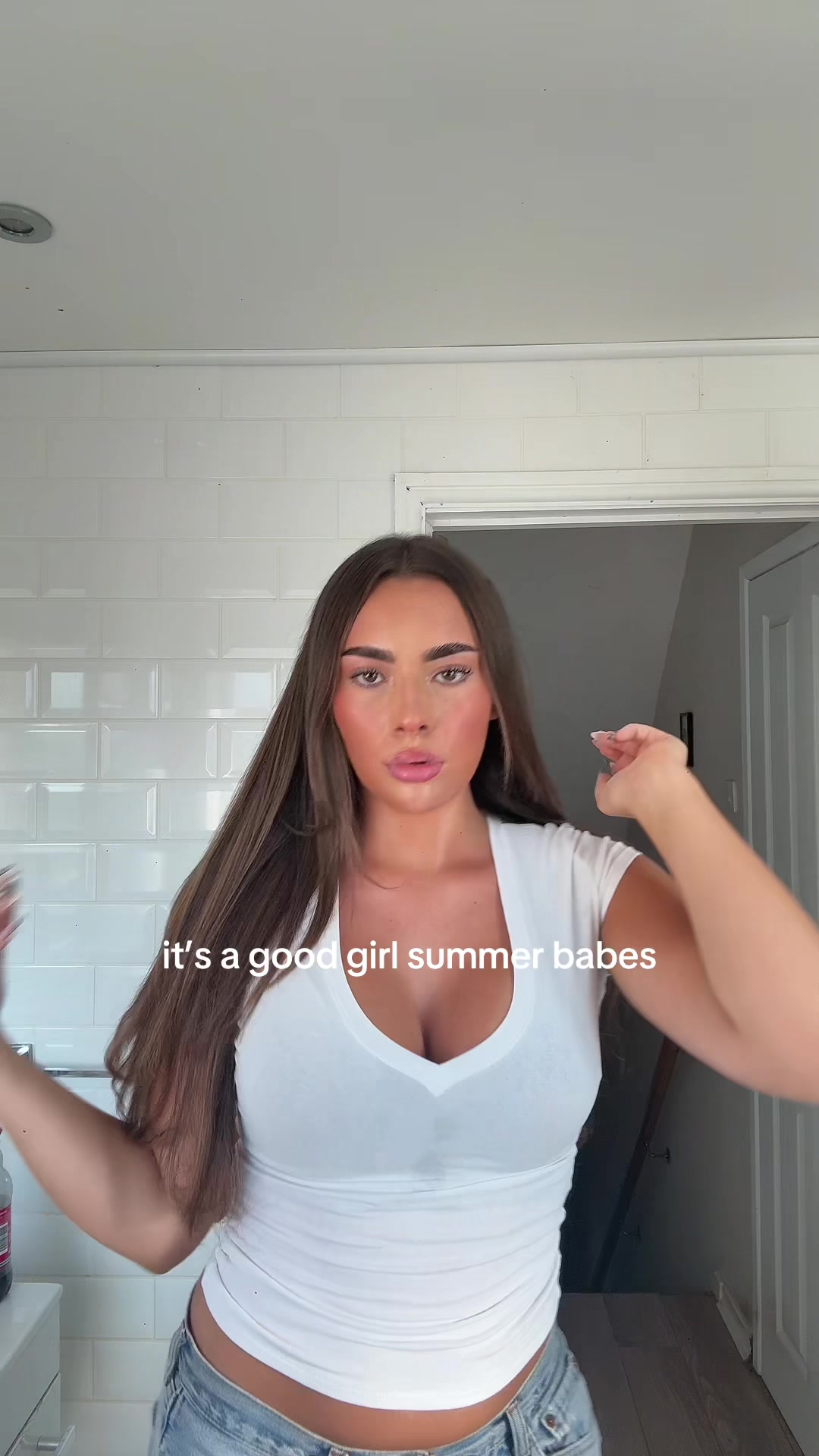 @NICOLE