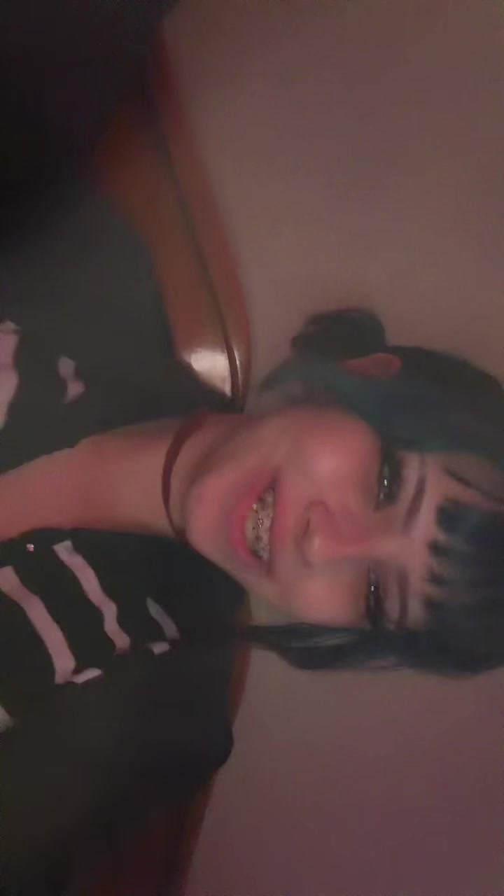 @d03_gUrl