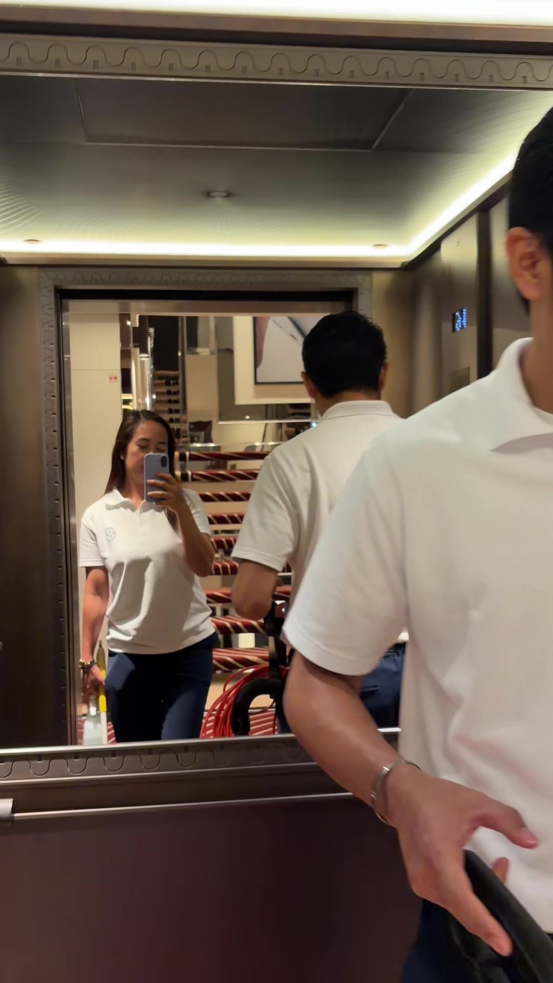 @Cess👸🛳️