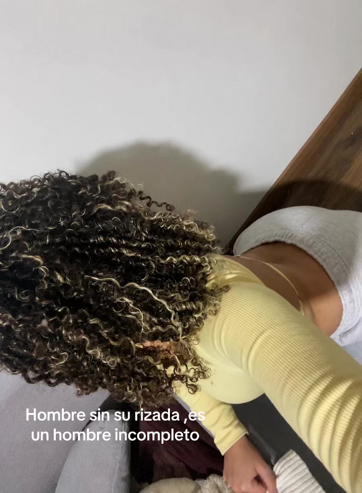 @Scarlethr_22
