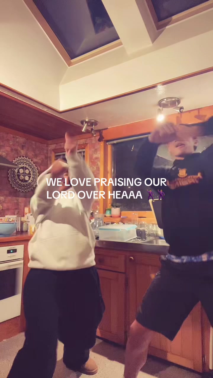 @pray_zeee