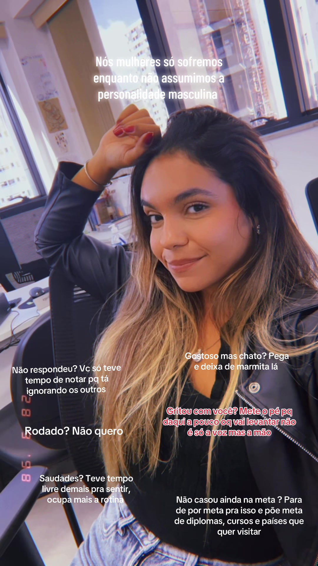 @Livia Tavares💌