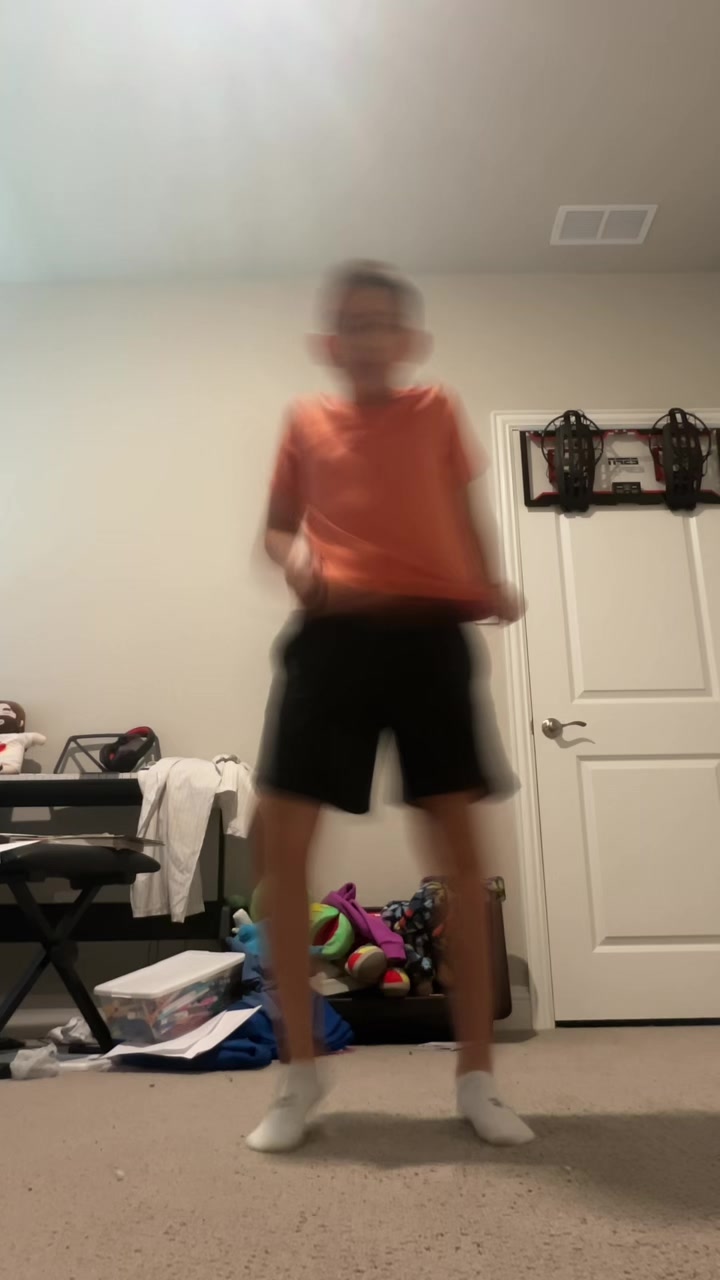 @SUP3RN0AHH
