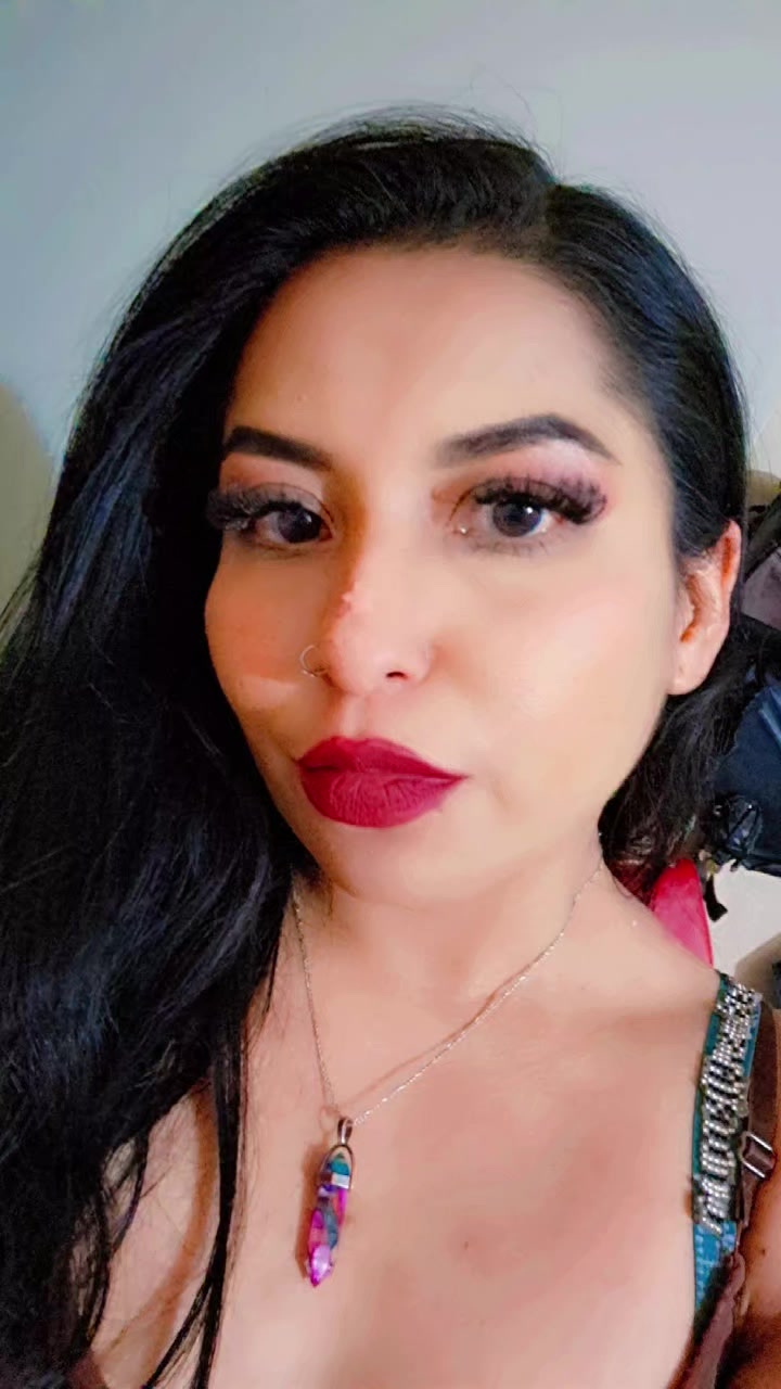 @Sarayirosas