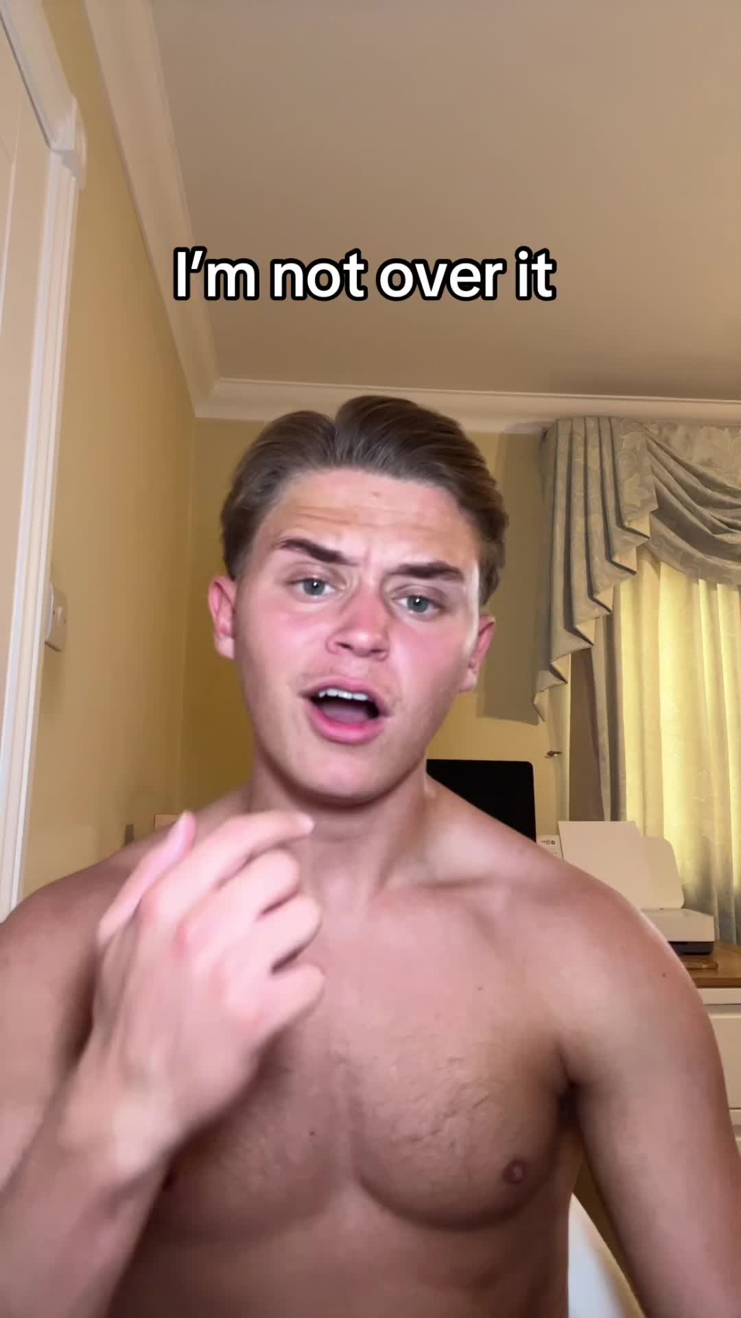 @AMJ