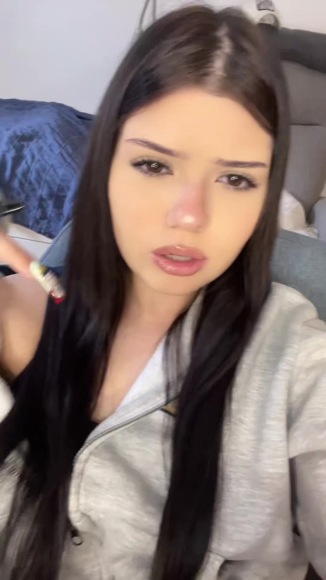 @kojaelena_