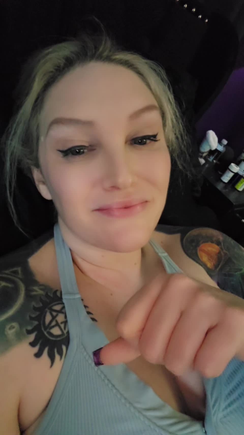 @TheMoistQueen ®️