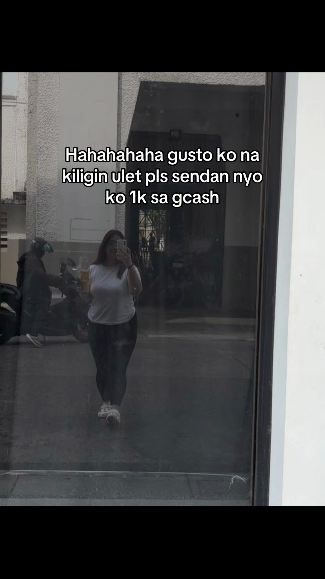 @julliene.