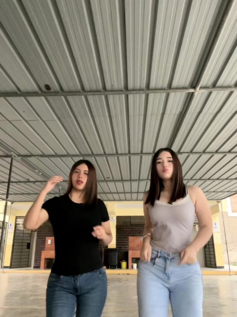 @Noem&iacute; 🐣