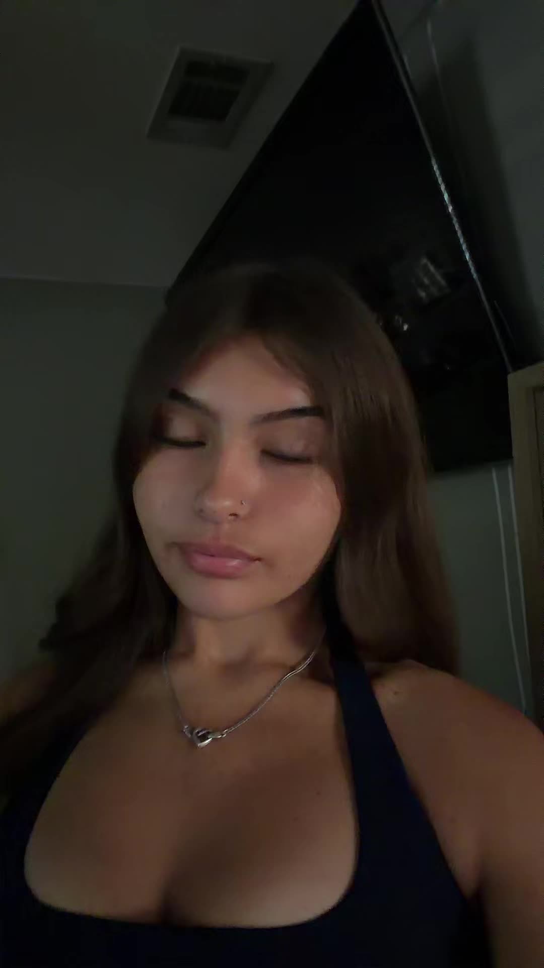 @Lolaspamszz