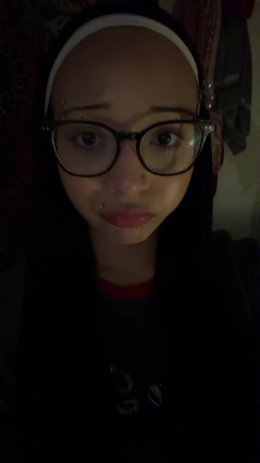 @mothbitesinmylinenshirt