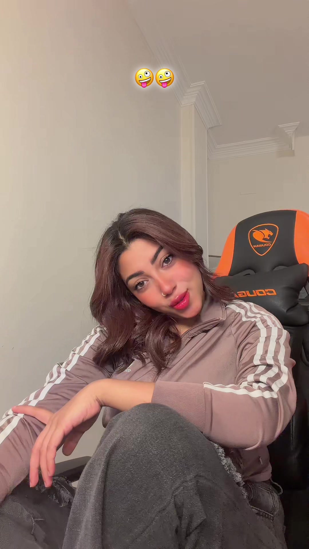@نورا👧🏻🎀