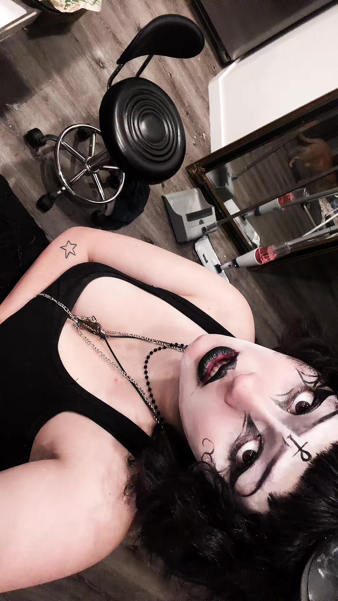 @bloodyzwingz