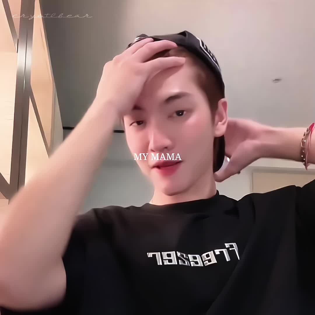 @crystlbear