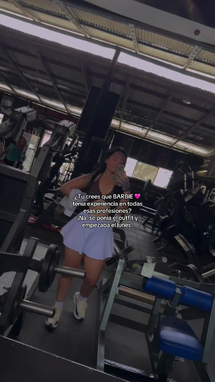 @𝒜𝓃𝒶𝒾𝒹 🦋