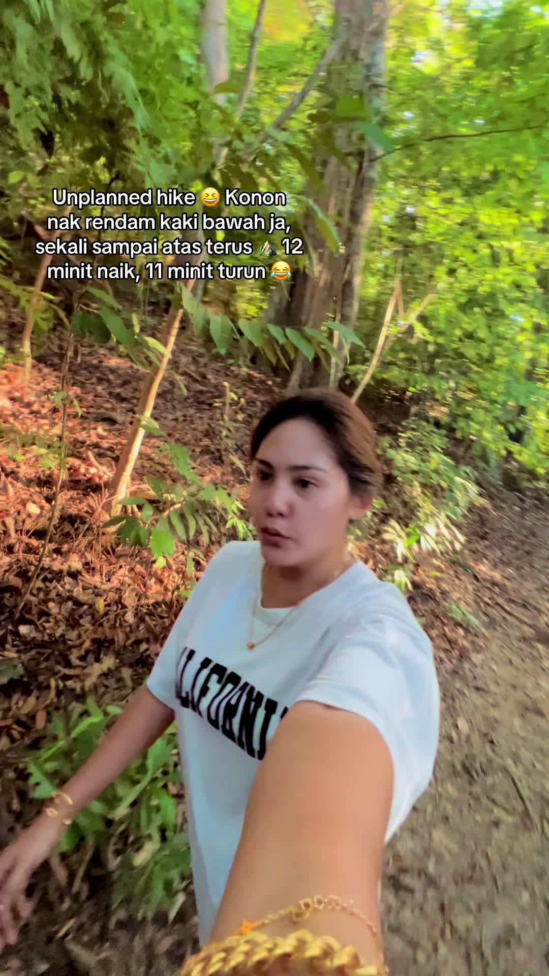 @ᴍᴀʀɪᴘᴏꜱᴀ 🦋