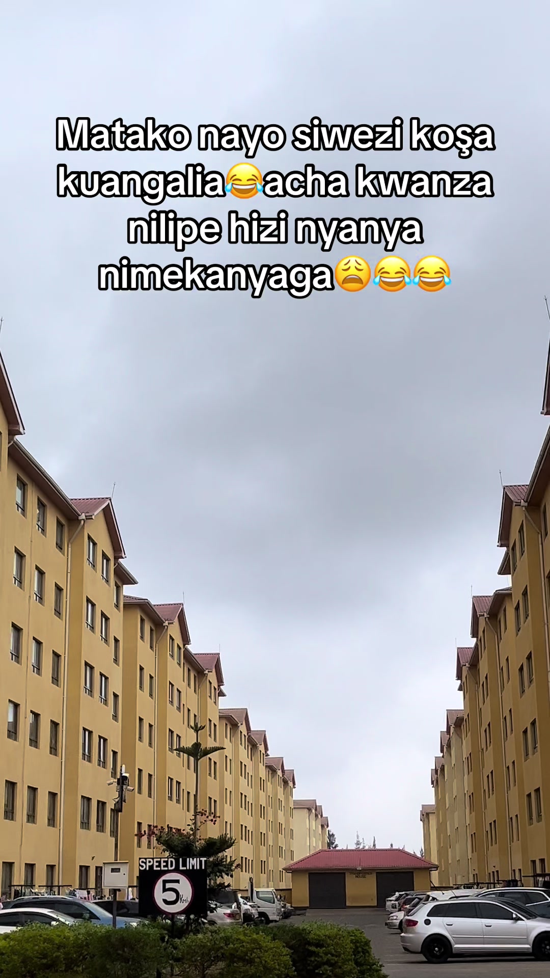 @MAkENa.