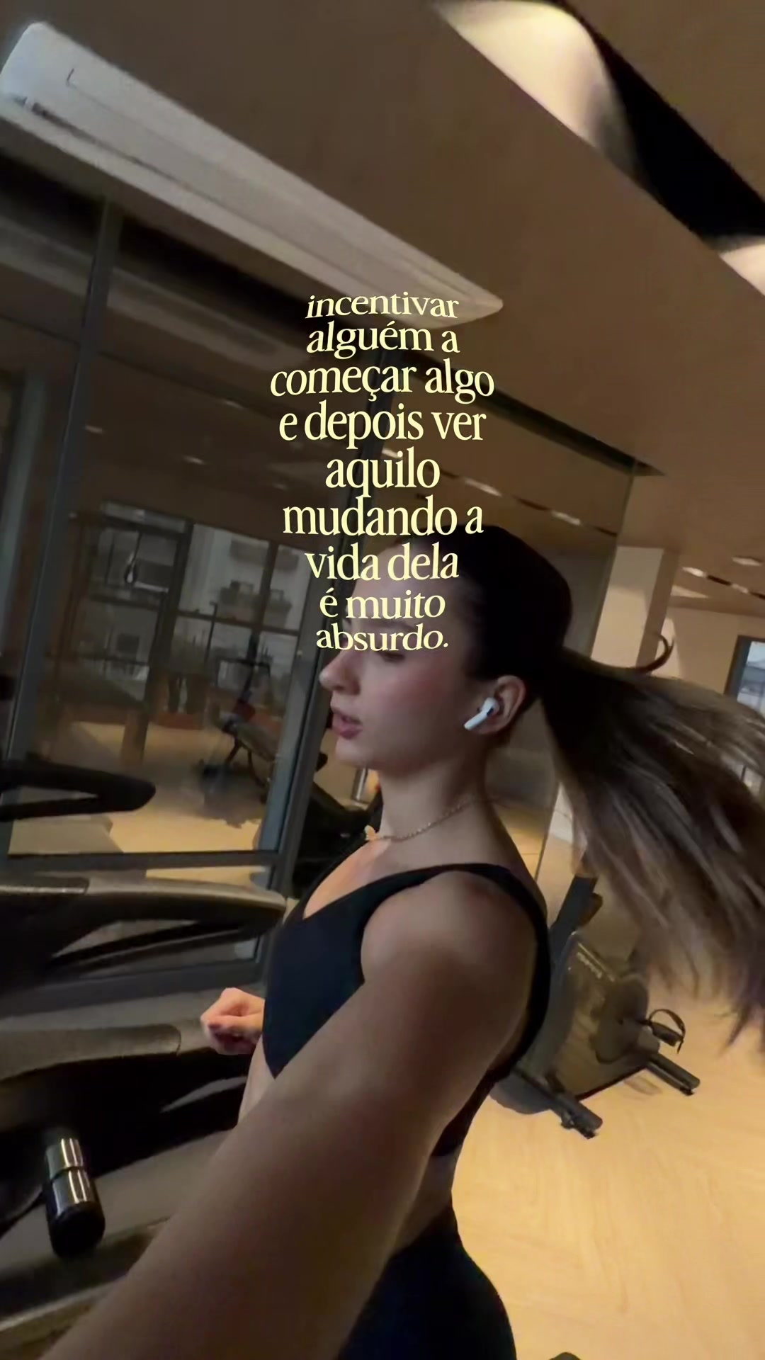 @Poliana