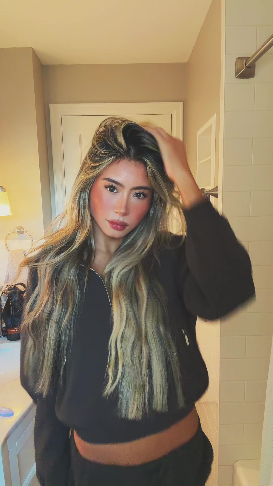 @thuyvy le