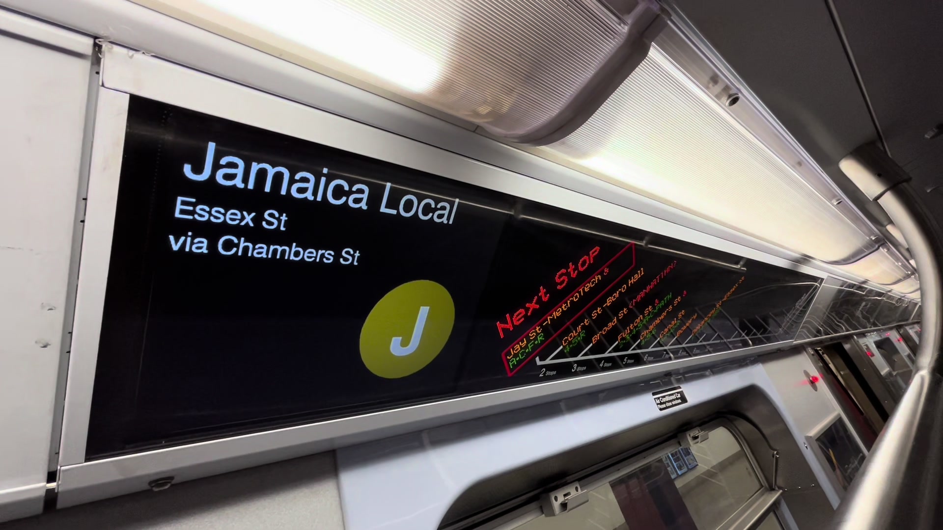 @R32 (J) train official