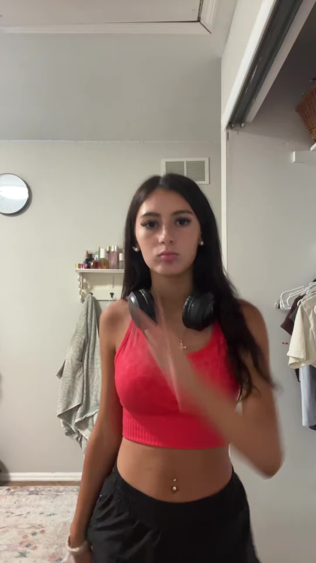 @Ava (Link In Bio 😘)