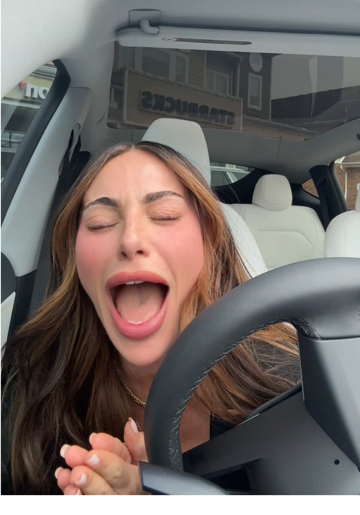 @tonzimacaroni