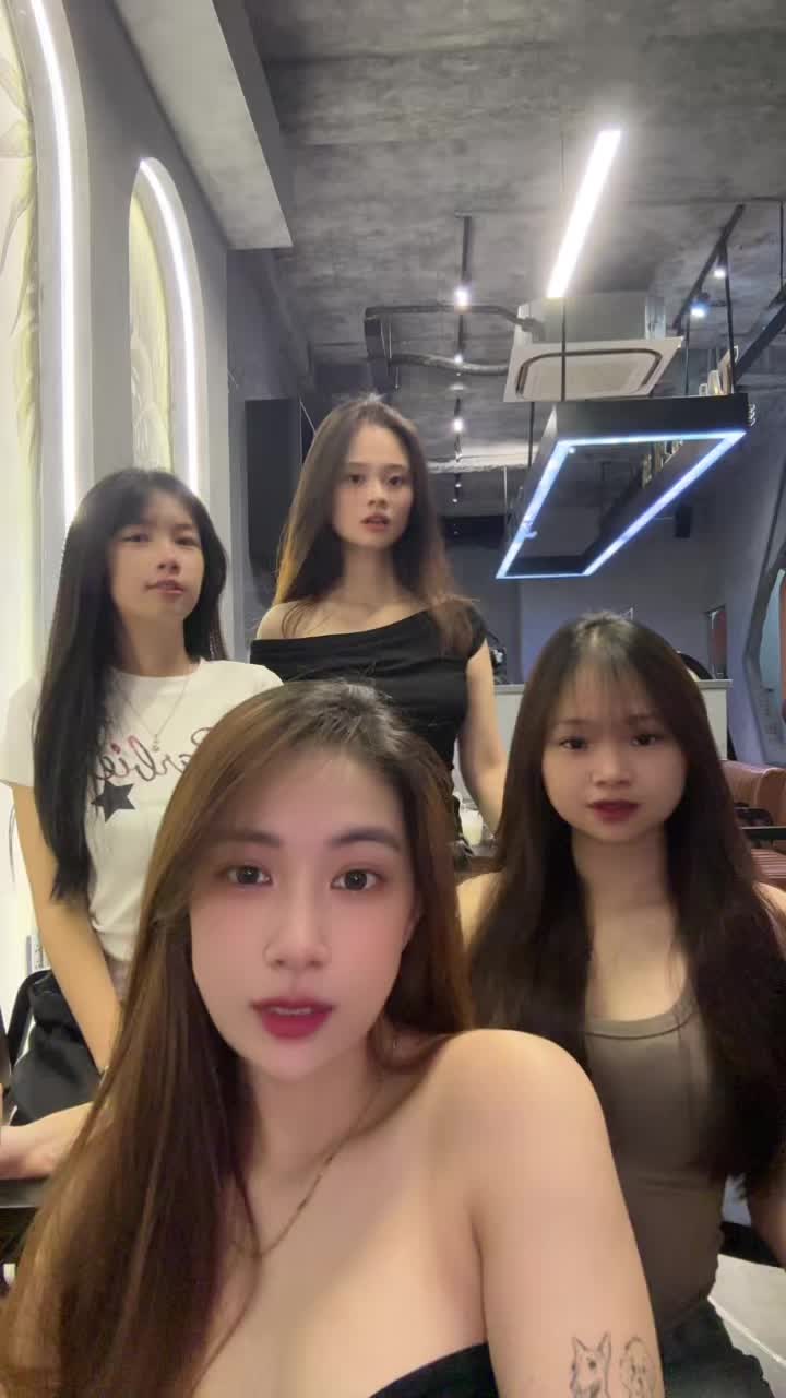 @TrươngNhii🌻