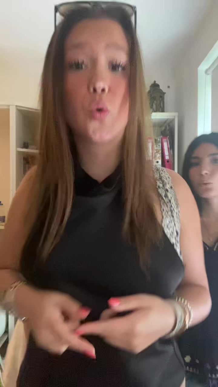 @Emmivkm
