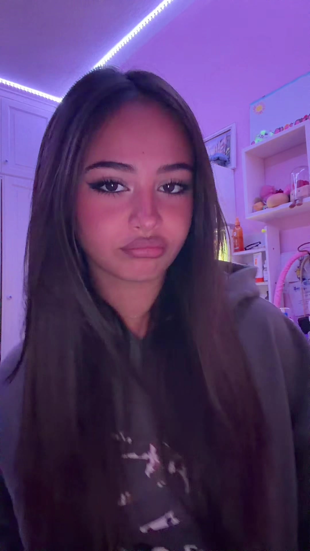 @Pamela ๐ค