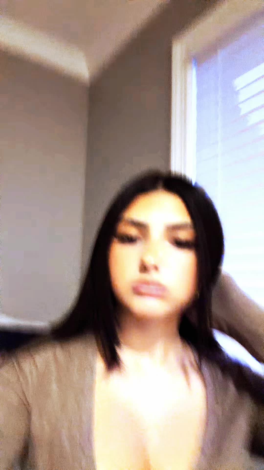 @🤫