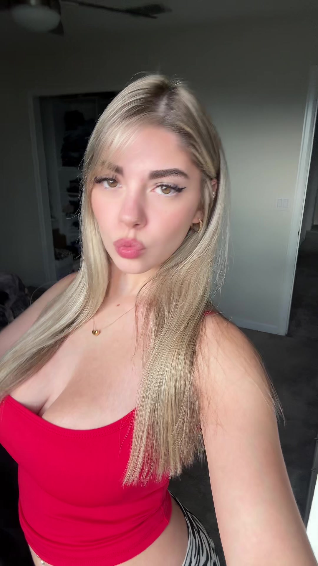 @Alissey<3