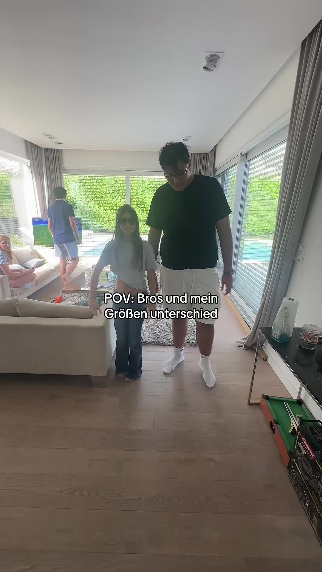 @komediebro