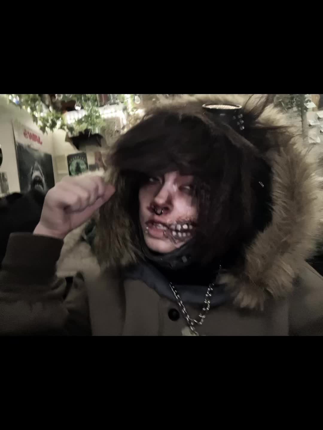 @T O B Y
