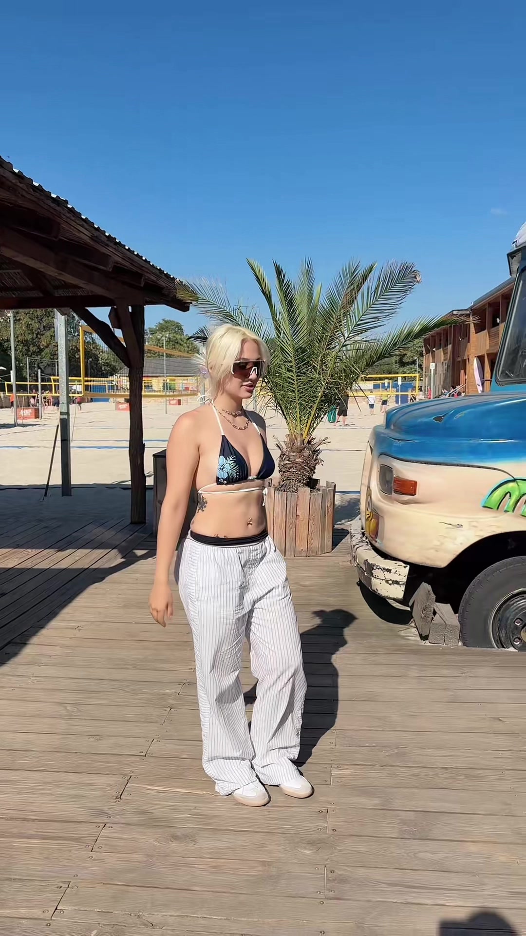 @tealphoeniks