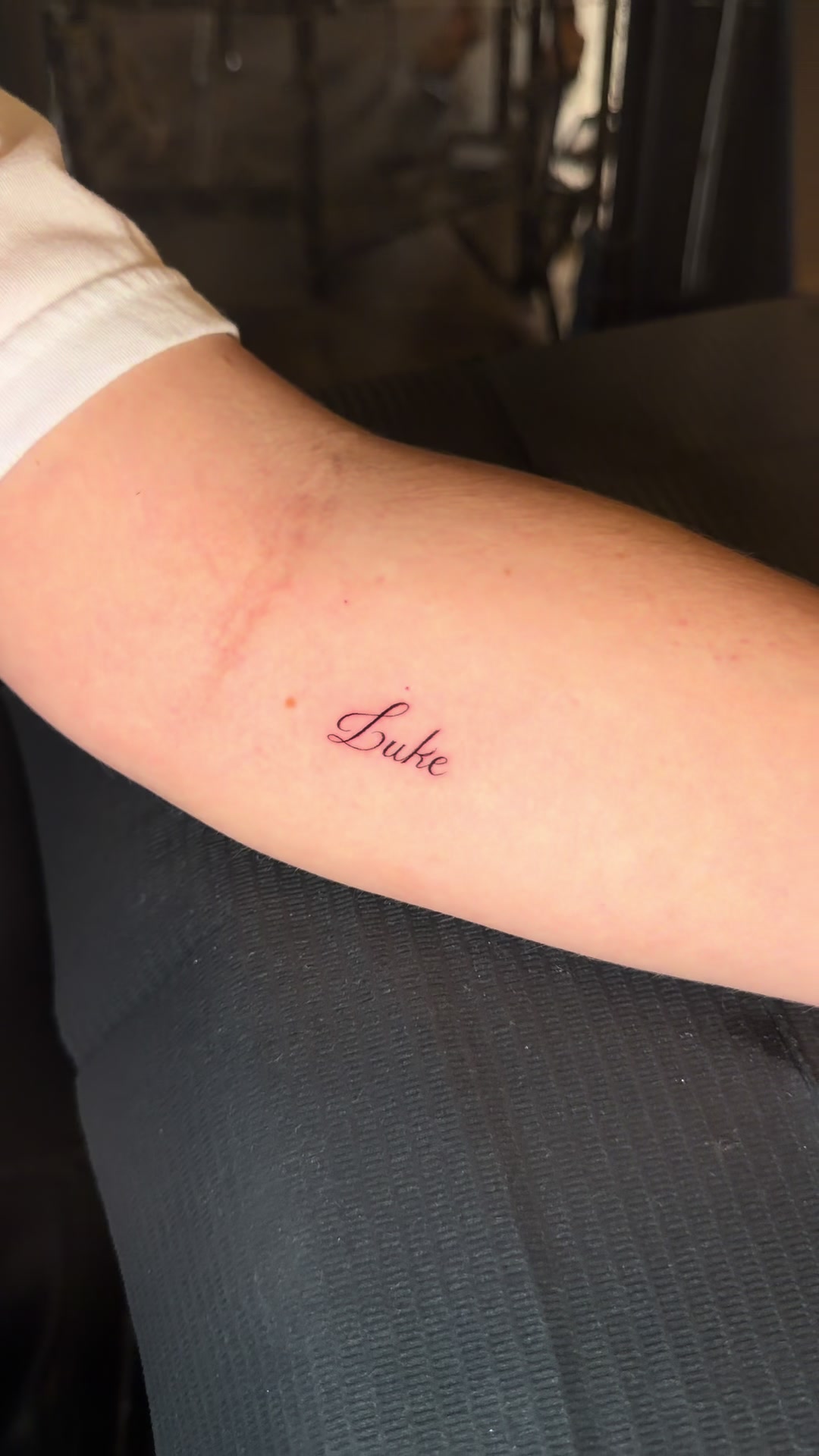 @fineline tattoo artist ❦