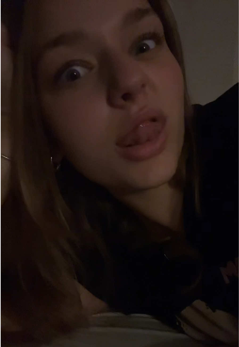 @𝓉𝓇𝒾𝓃𝑔𝒶𝒾𝓈𝒷𝒶𝓈𝒾𝒸